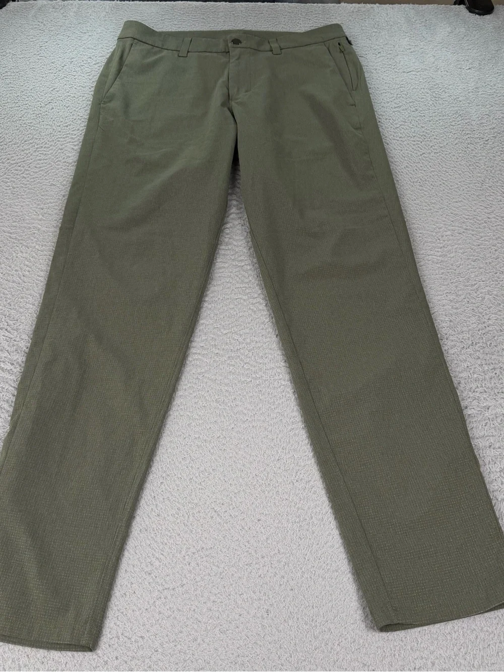 Lululemon Commission Pants Mens 32 Green Slim Fit WovenAir Chino Athleisure